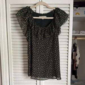 LOFT Green Floral Print Flutter Sleeve Blouse - Medium Petite